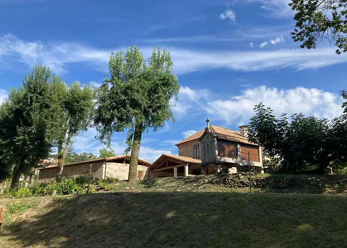 Eido Do Rei - Hospedaxe Rural Pensionat Ponteareas